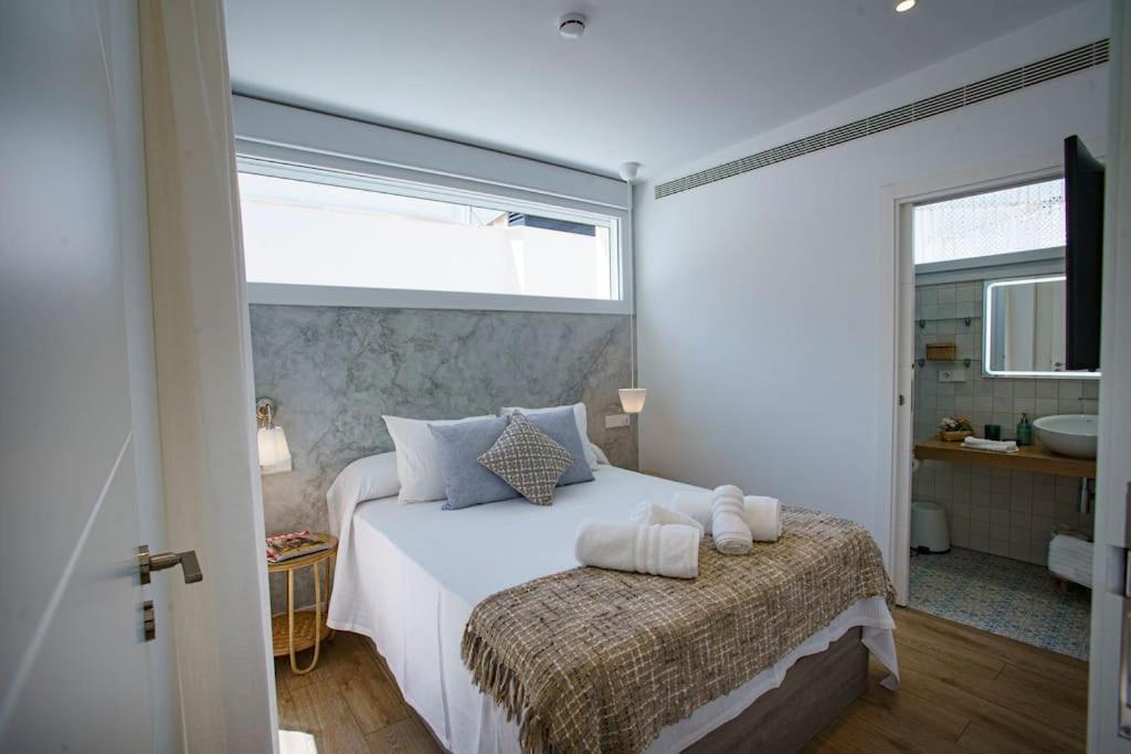 Mini Hotel In The Heart Of Sevilla For Exclusive Usage Exteriör bild