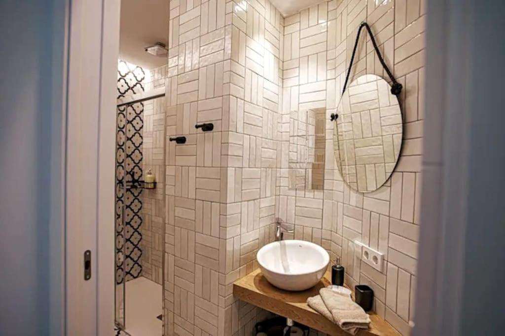 Mini Hotel In The Heart Of Sevilla For Exclusive Usage Exteriör bild
