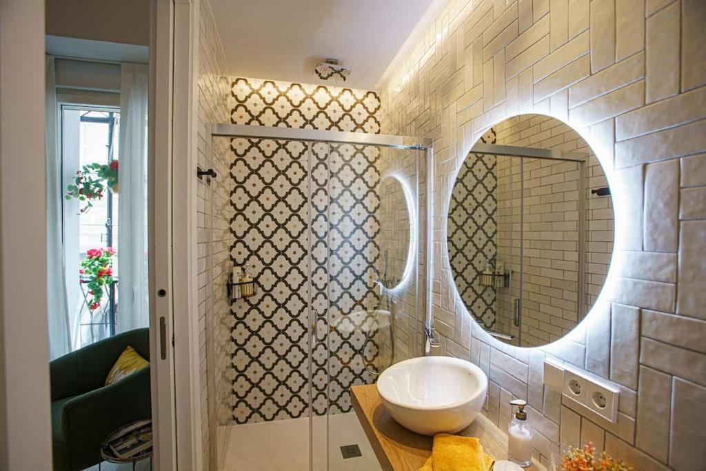 Mini Hotel In The Heart Of Sevilla For Exclusive Usage Exteriör bild