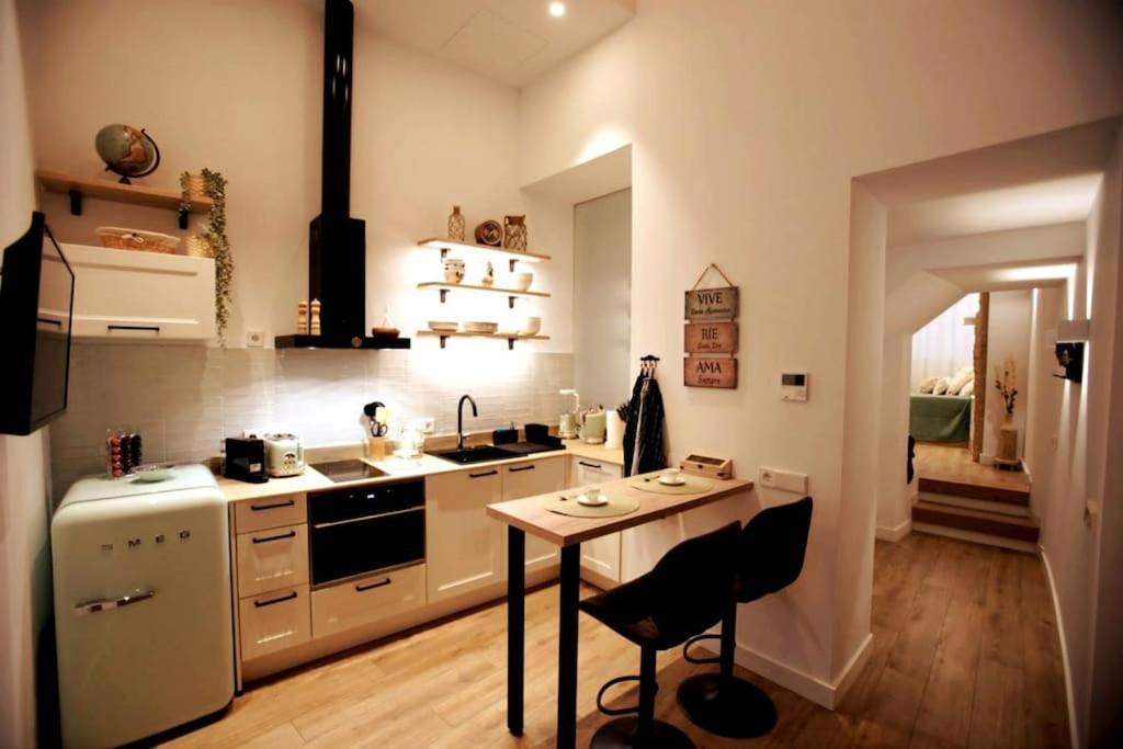 Mini Hotel In The Heart Of Sevilla For Exclusive Usage Exteriör bild